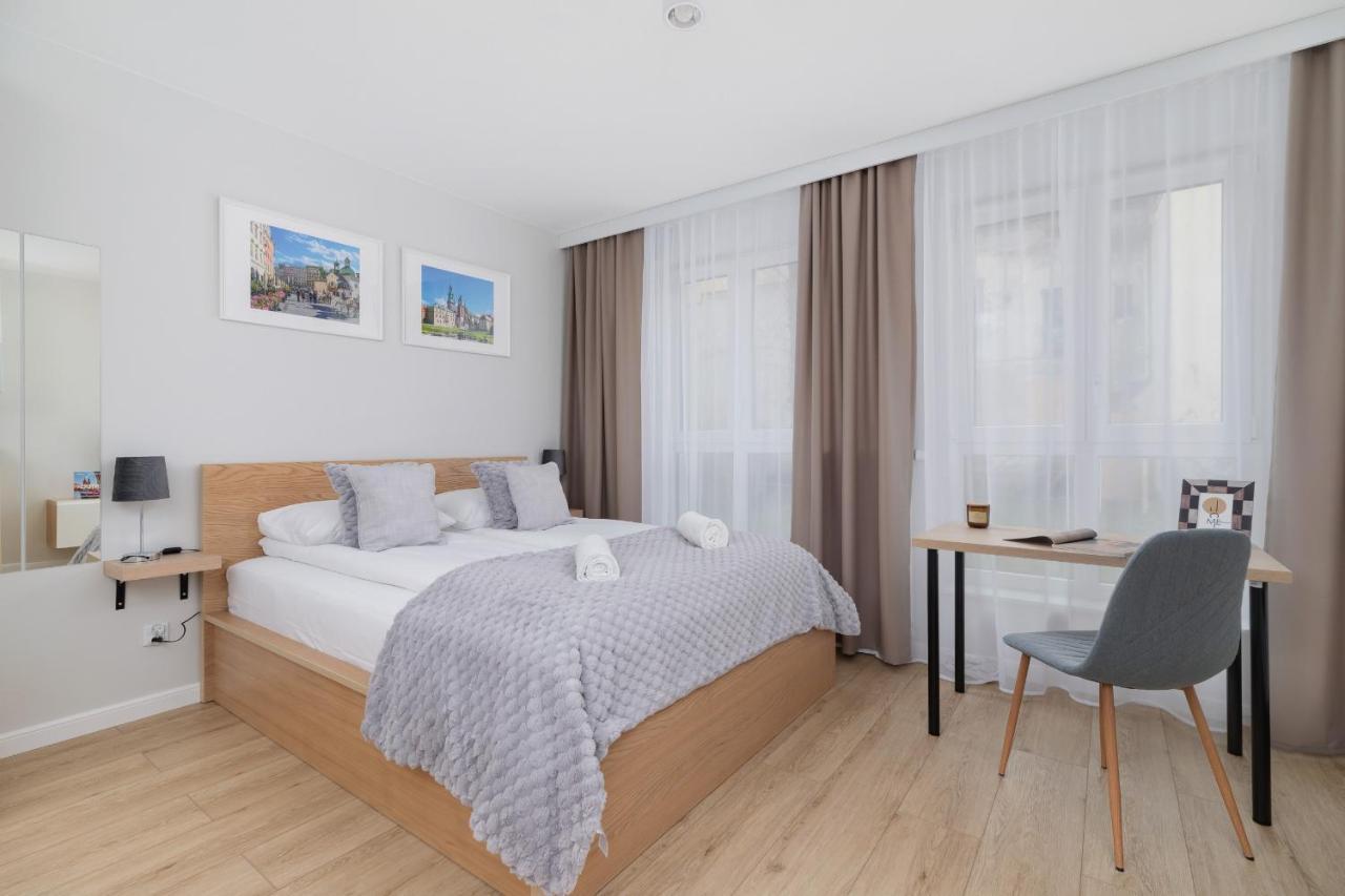 City Studio With Ac Czarnowiejska By Renters Kraków Eksteriør billede