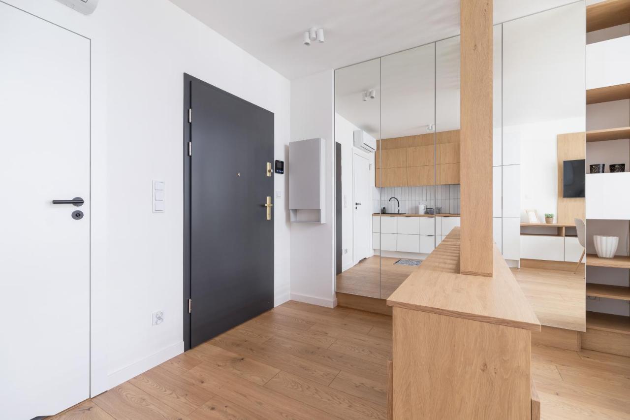 City Studio With Ac Czarnowiejska By Renters Kraków Eksteriør billede
